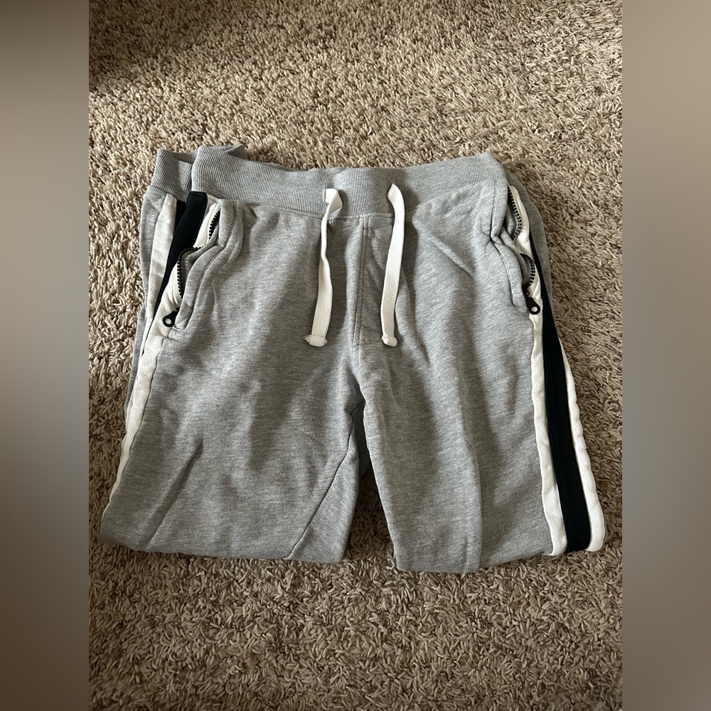 sweatpants - Picture 2 of 3